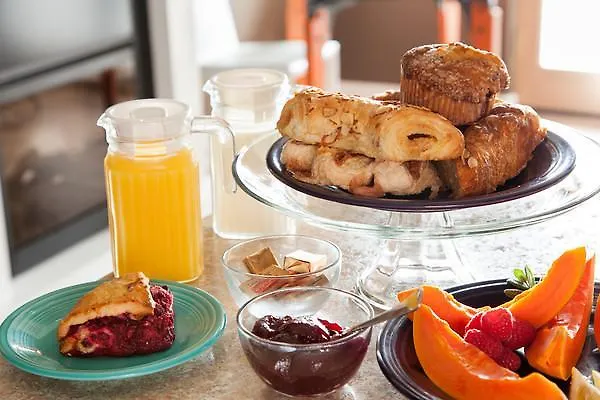 Three Tree Point Bed And Breakfast Burien